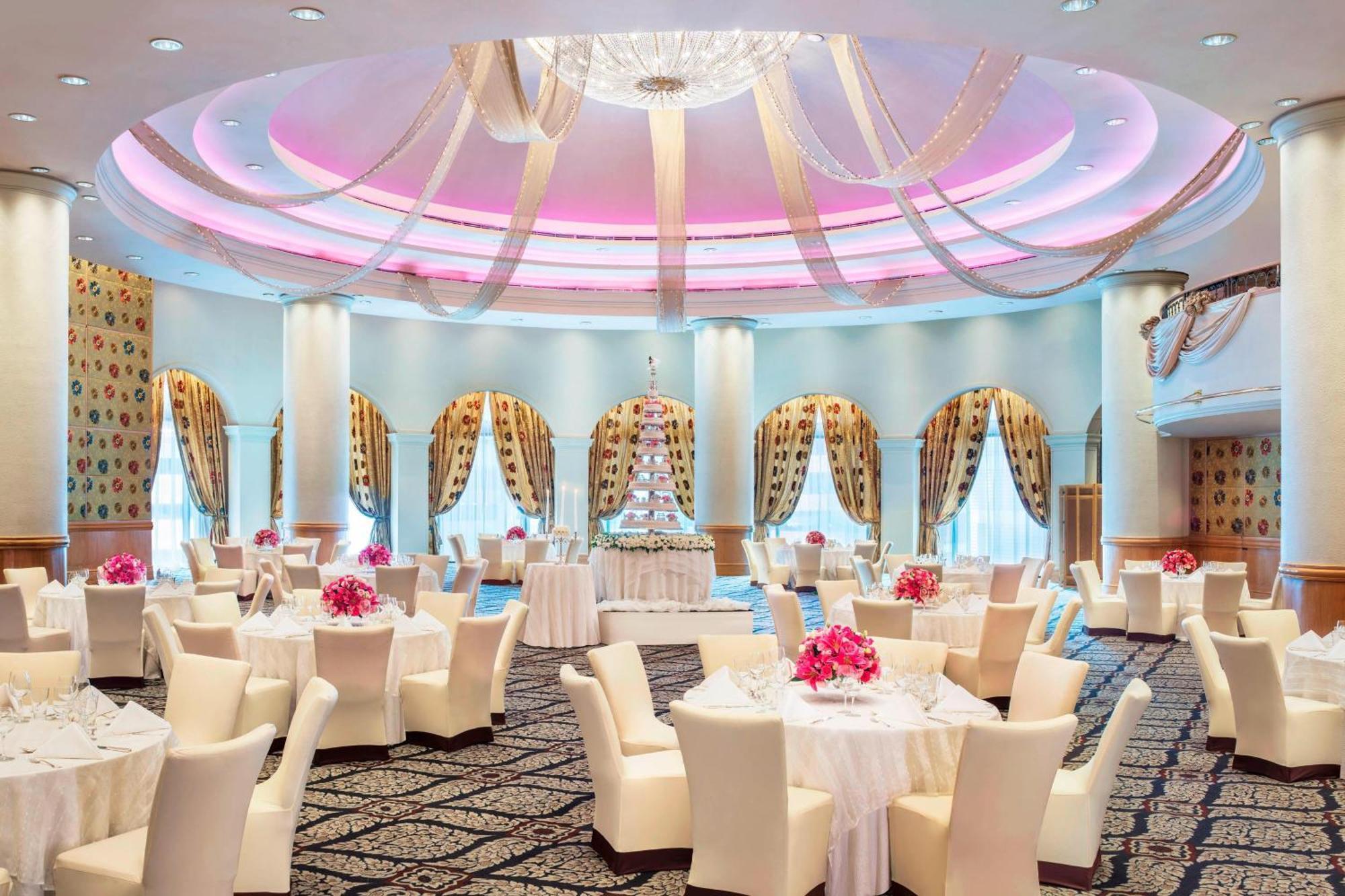 Отель Sheraton Grande Sukhumvit, A Luxury Collection Hotel,